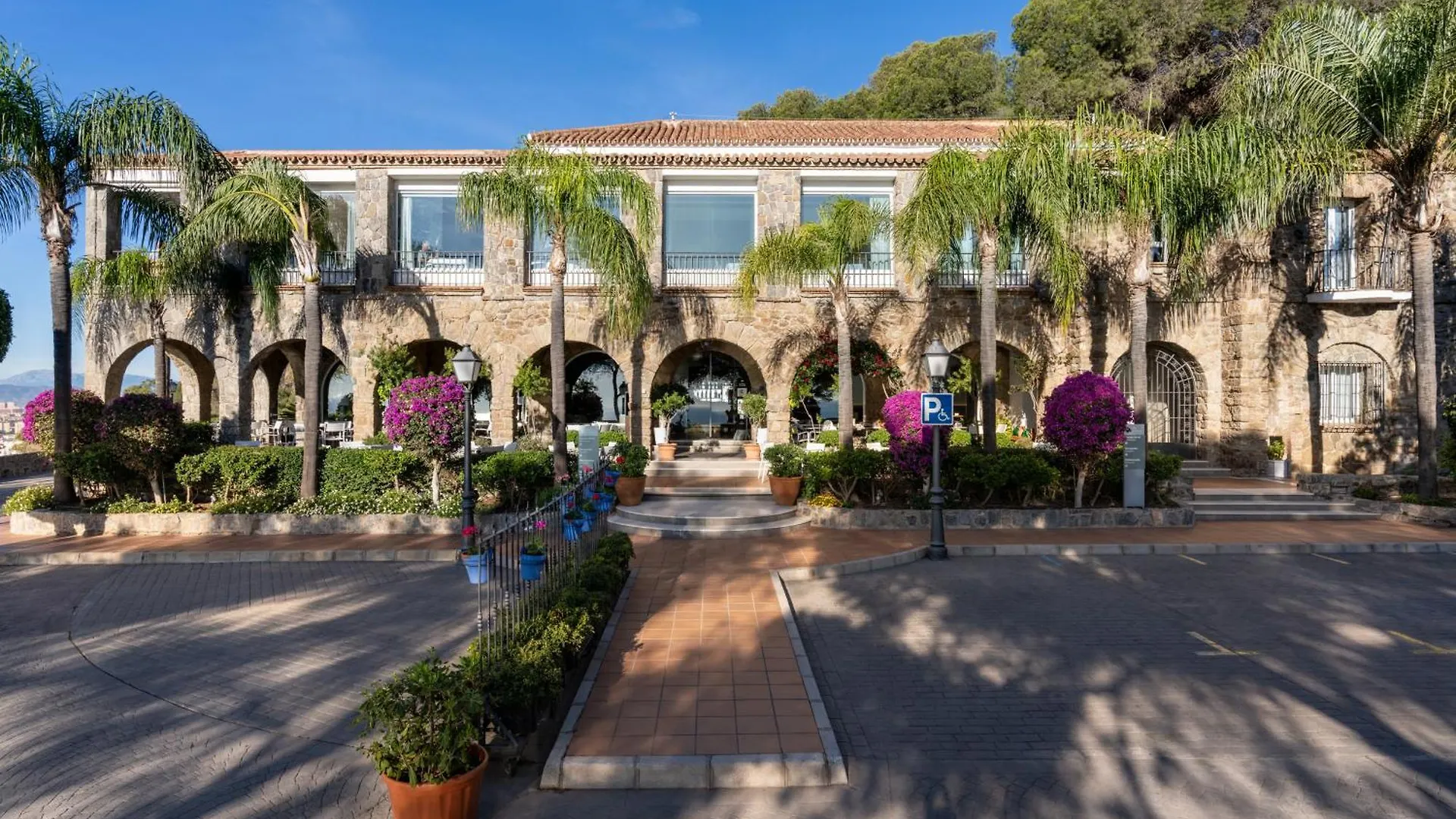 Parador De Malaga Gibralfaro contacts