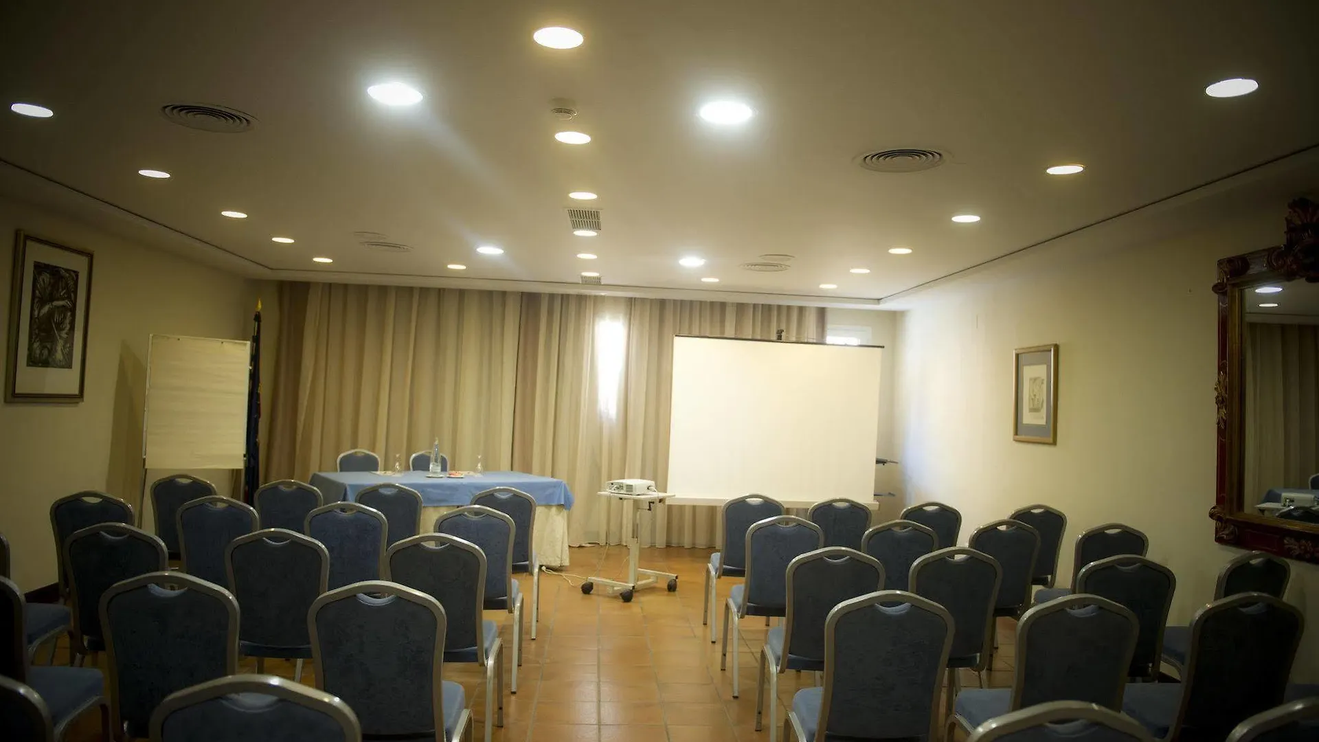Parador De Malaga Gibralfaro 4*,